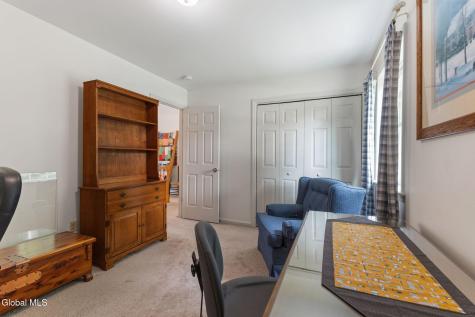 303 Partridgeberry Court Schenectady NY 12303
