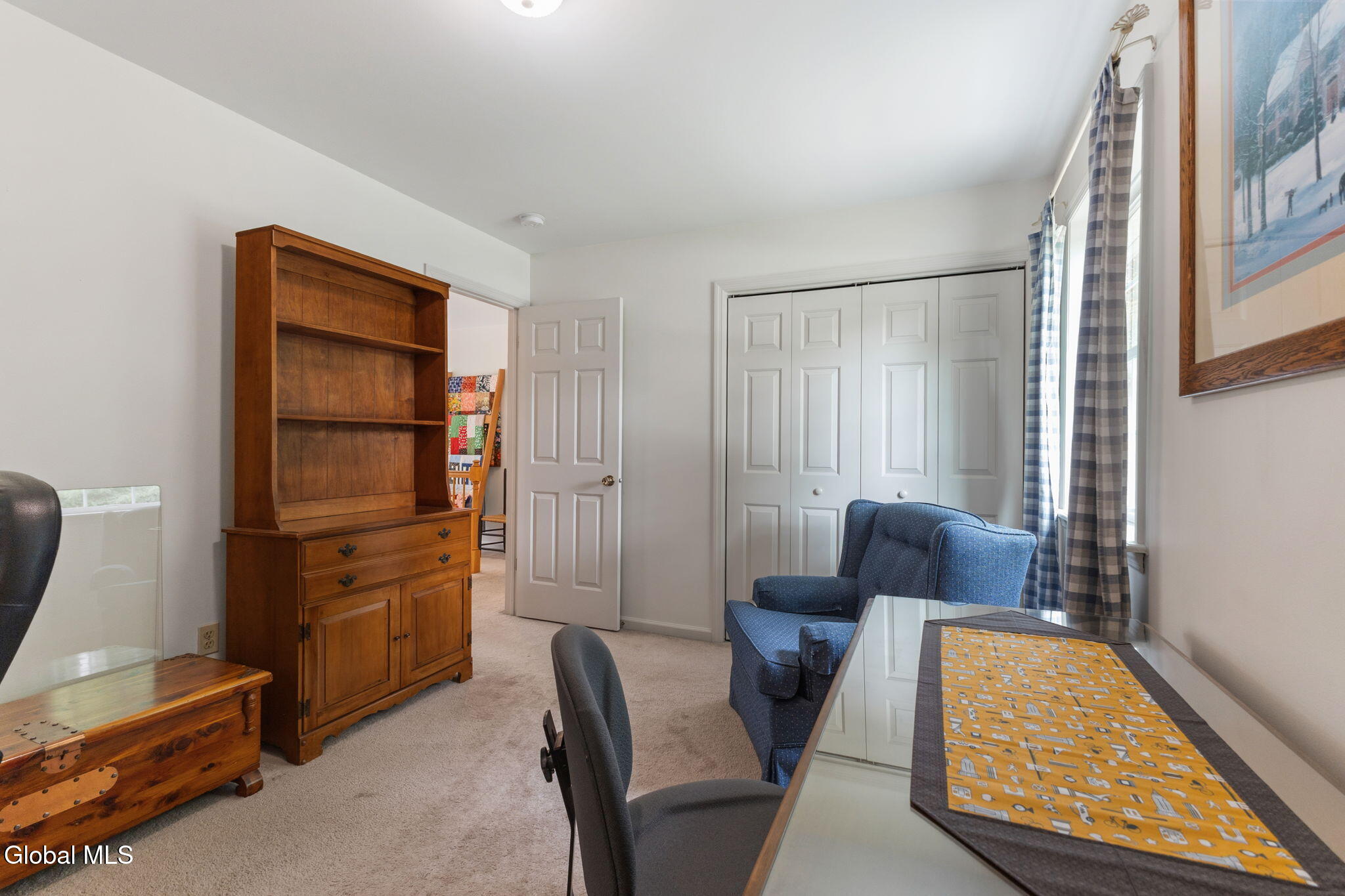303 Partridgeberry Court Schenectady NY 12303