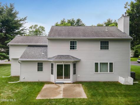 303 Partridgeberry Court Schenectady NY 12303