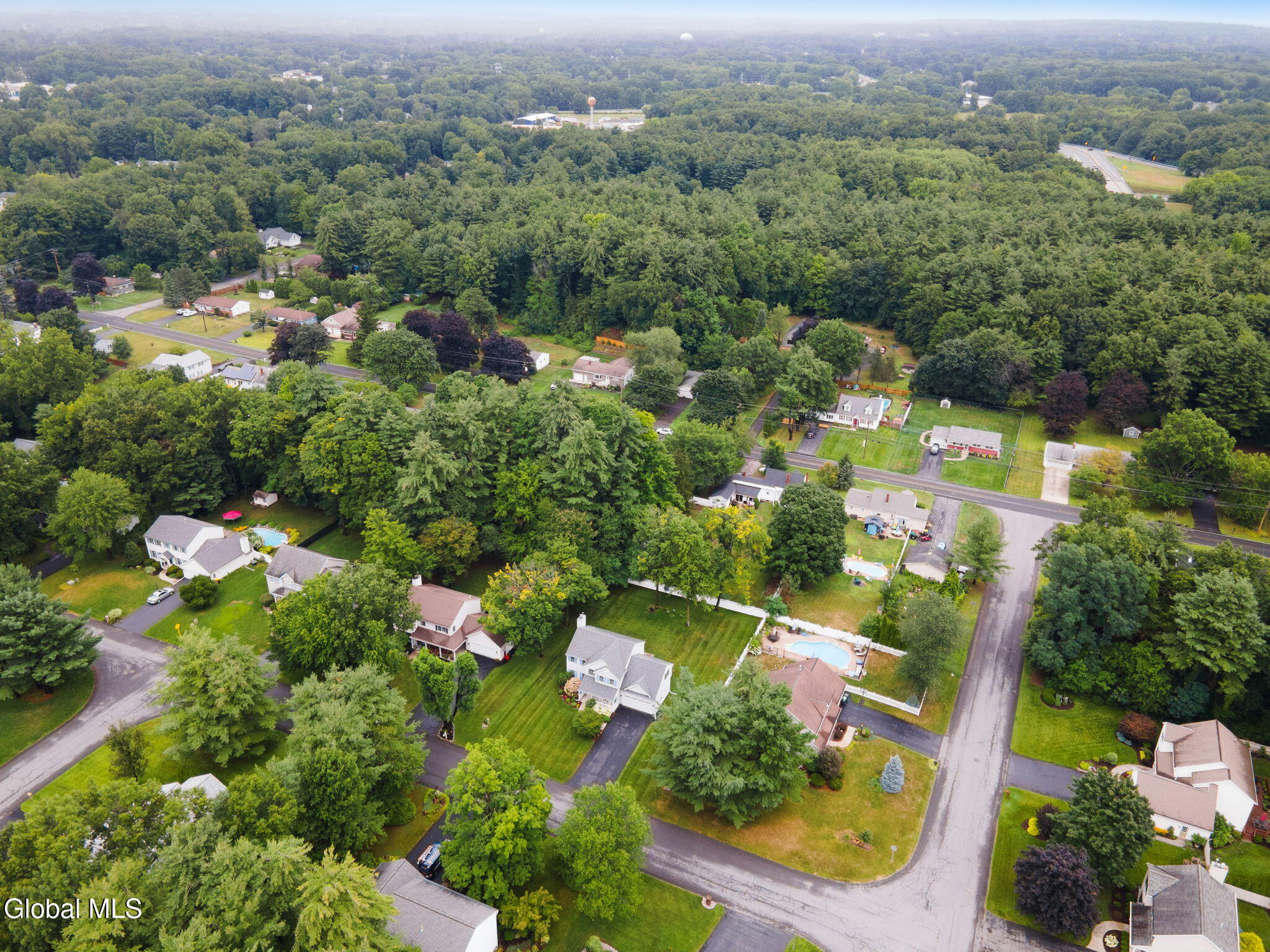 303 Partridgeberry Court Schenectady NY 12303