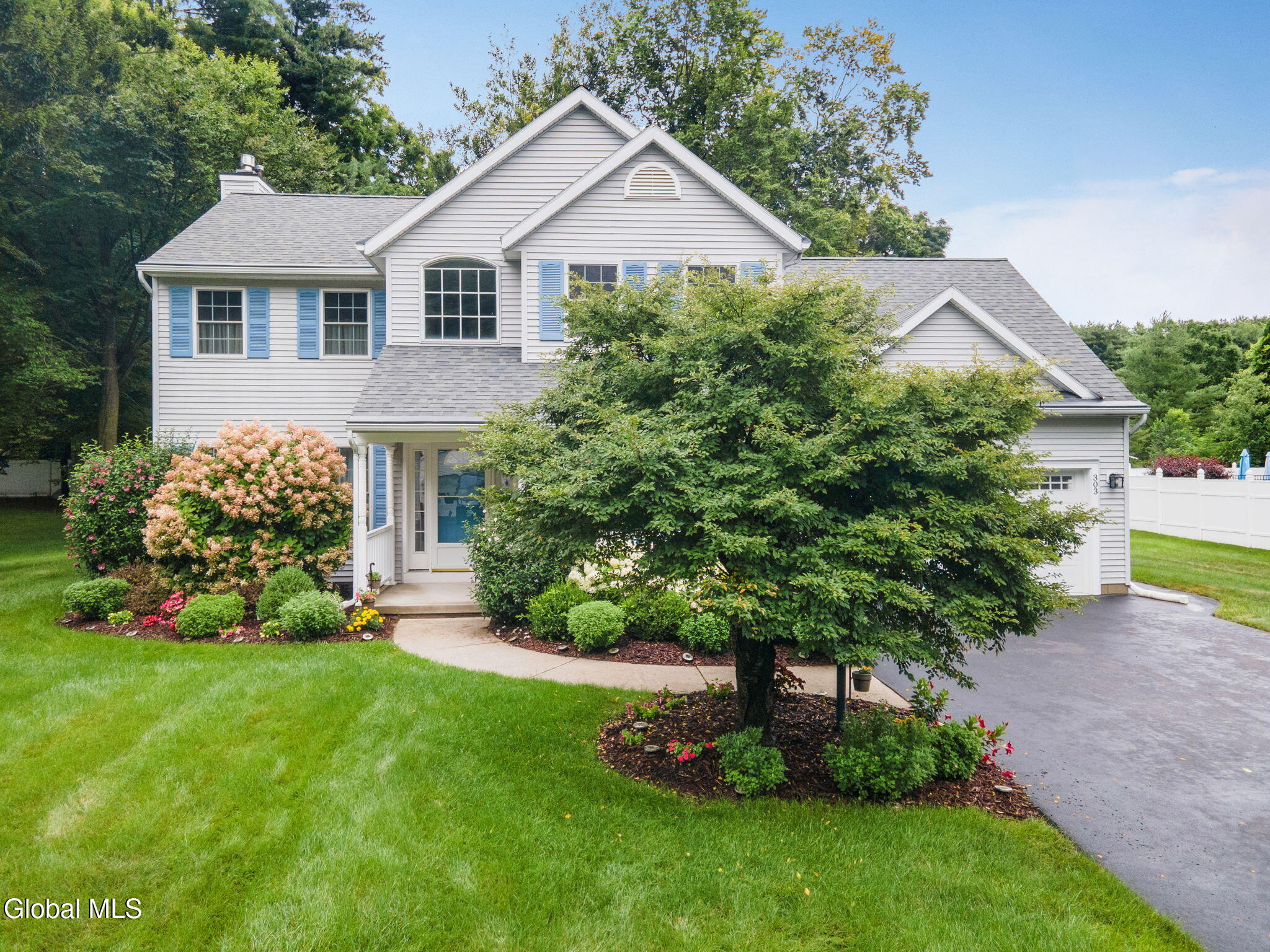 303 Partridgeberry Court Schenectady NY 12303