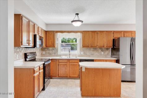 3007 Kirvin Lane Schenectady NY 12306