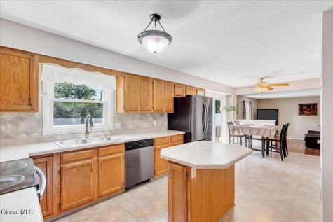 3007 Kirvin Lane Schenectady NY 12306