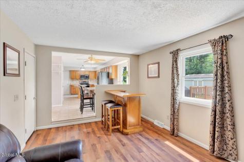 3007 Kirvin Lane Schenectady NY 12306