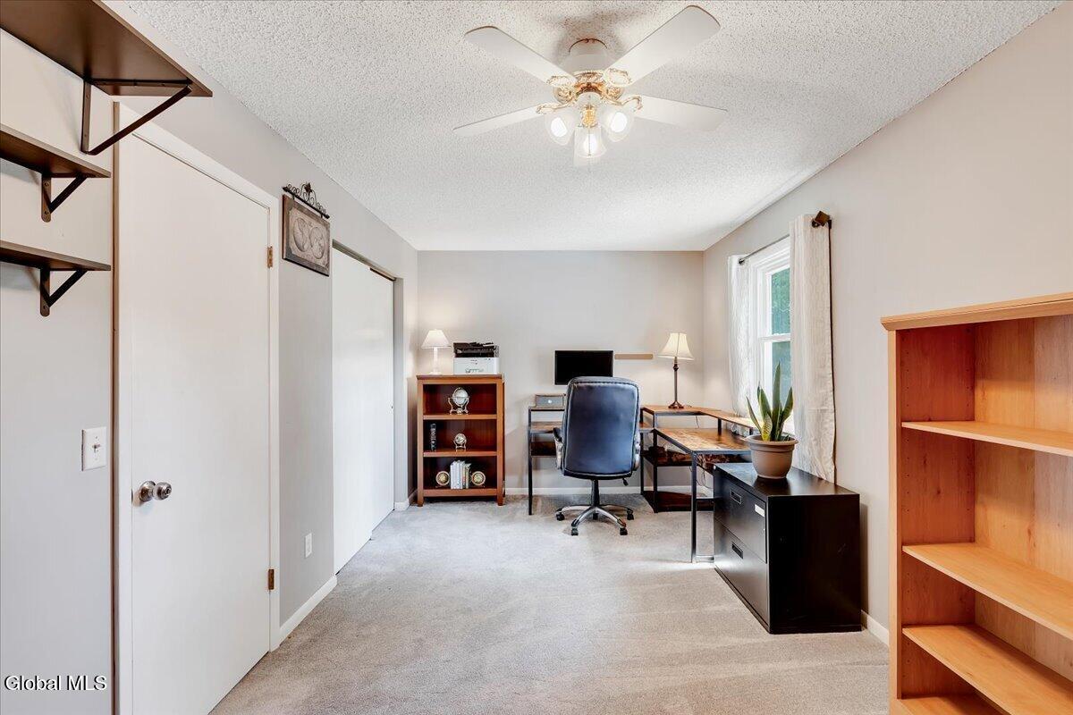 3007 Kirvin Lane Schenectady NY 12306