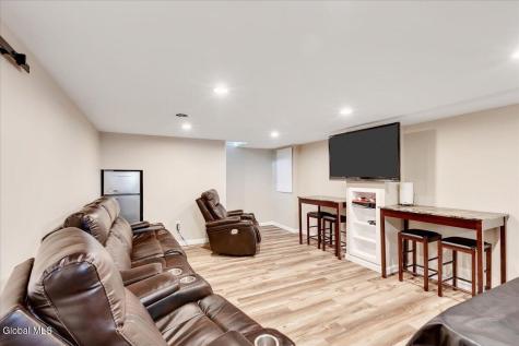 3007 Kirvin Lane Schenectady NY 12306