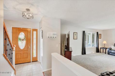 3007 Kirvin Lane Schenectady NY 12306