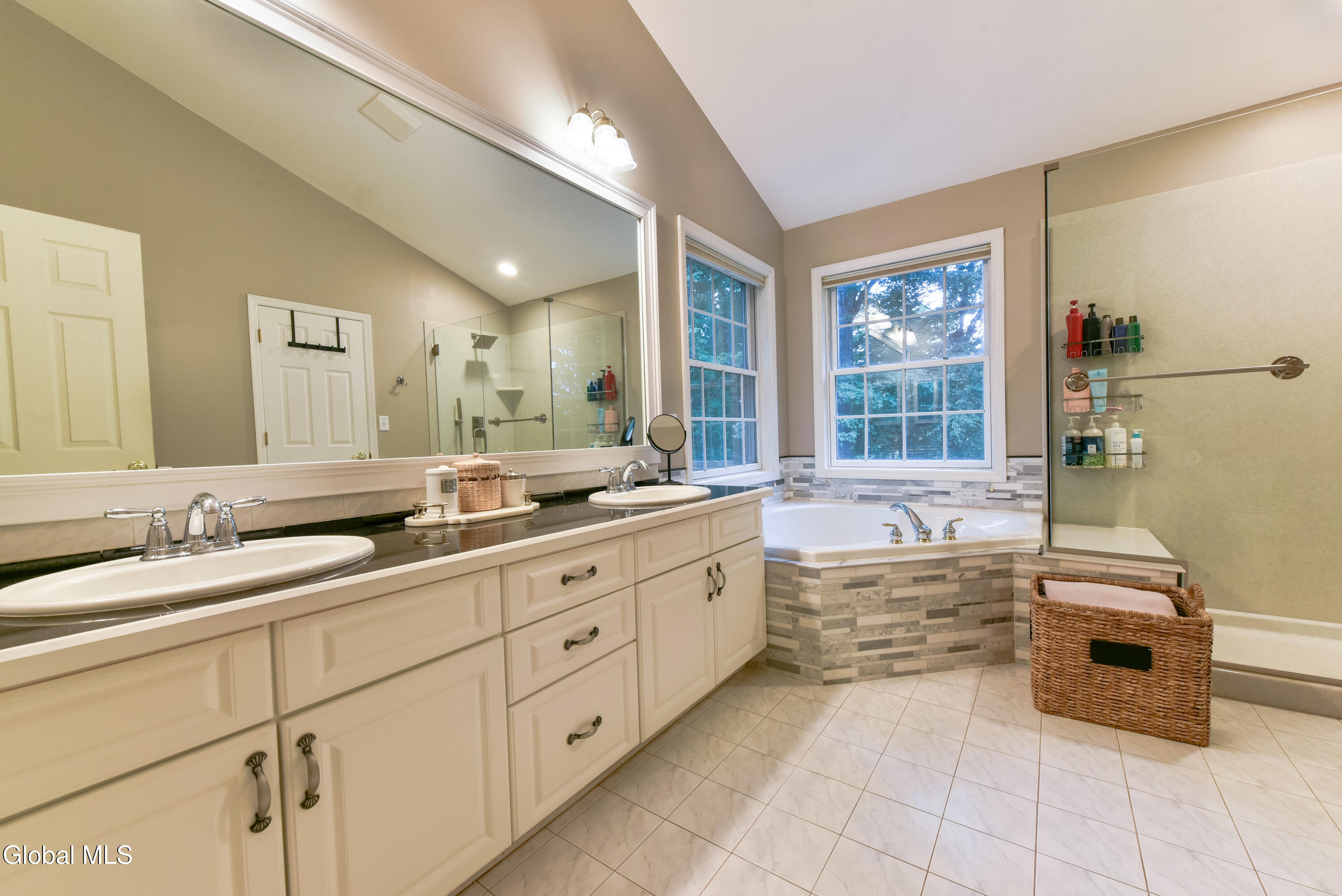11 Wildwood Court Clifton Park NY 12065