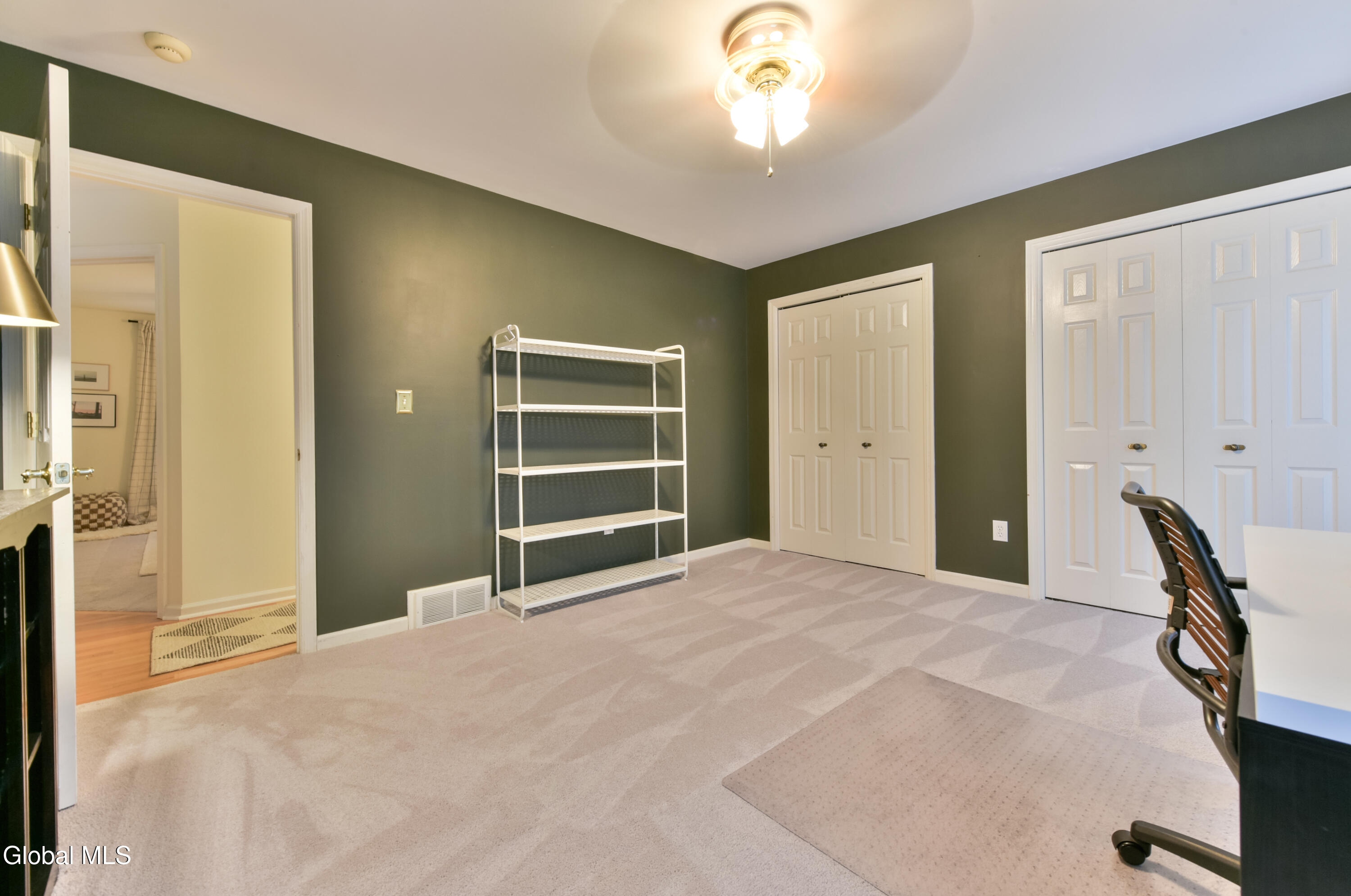 11 Wildwood Court Clifton Park NY 12065