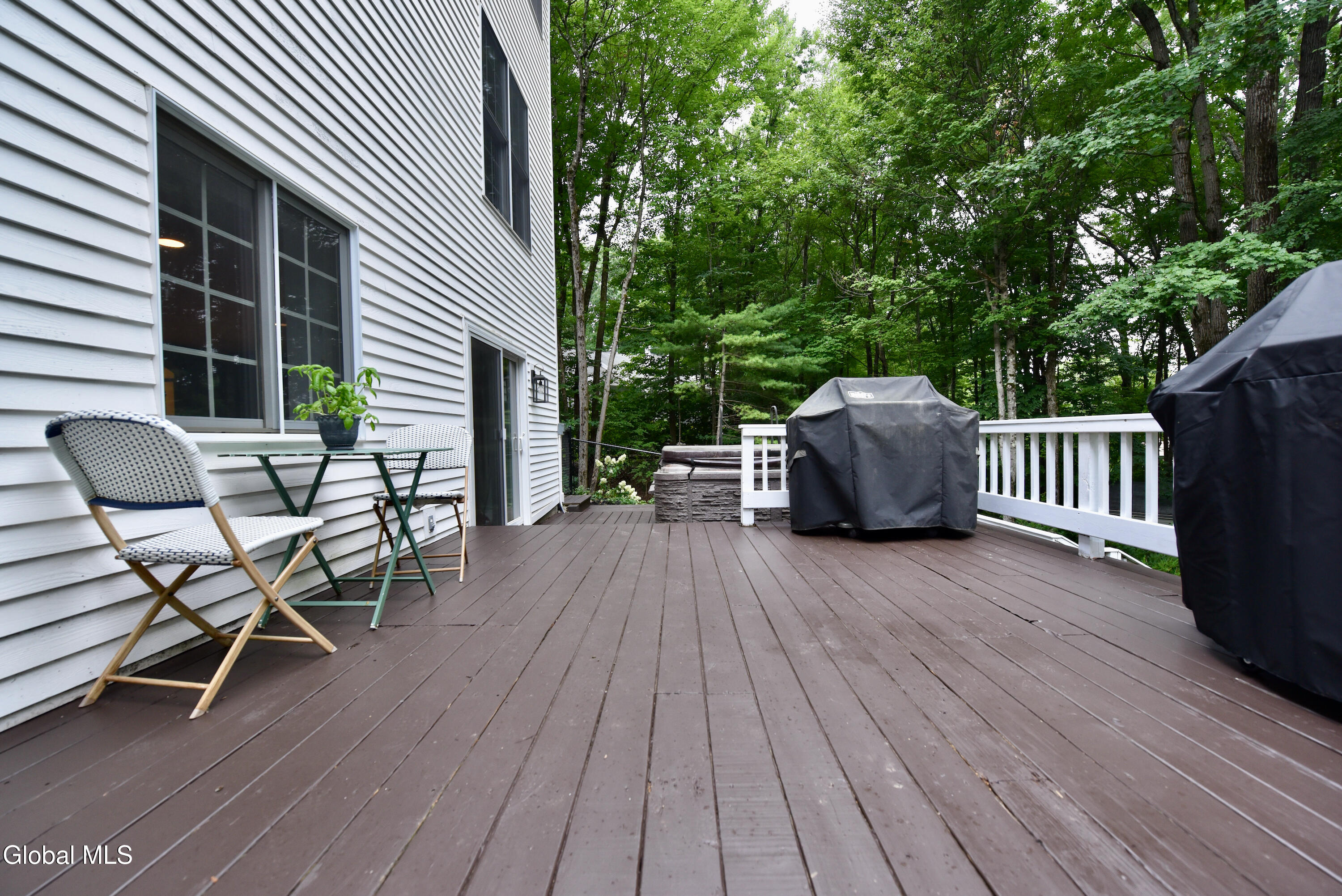 11 Wildwood Court Clifton Park NY 12065