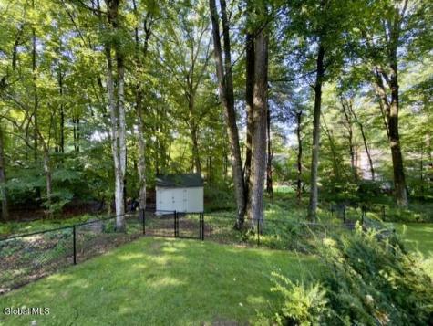 11 Wildwood Court Clifton Park NY 12065