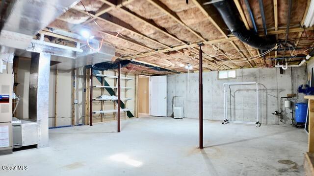 12 Amy Drive Moreau NY 12828