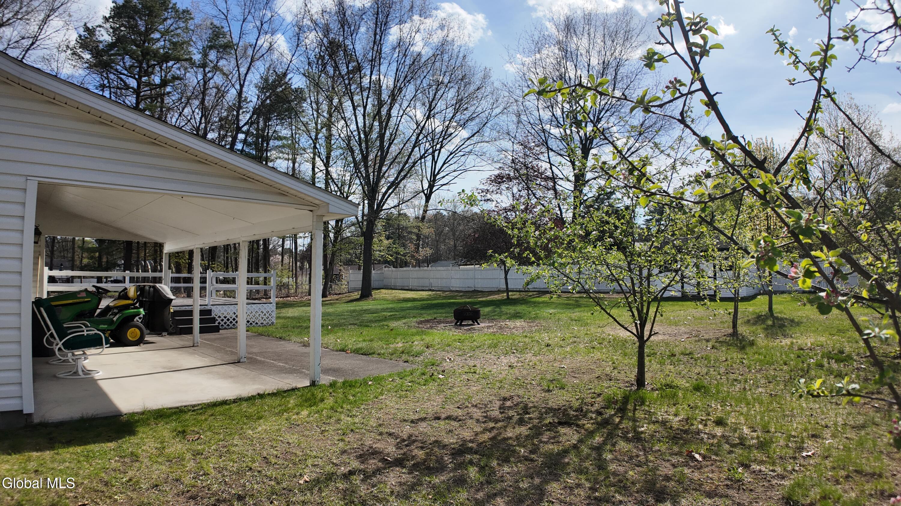 12 Amy Drive Moreau NY 12828