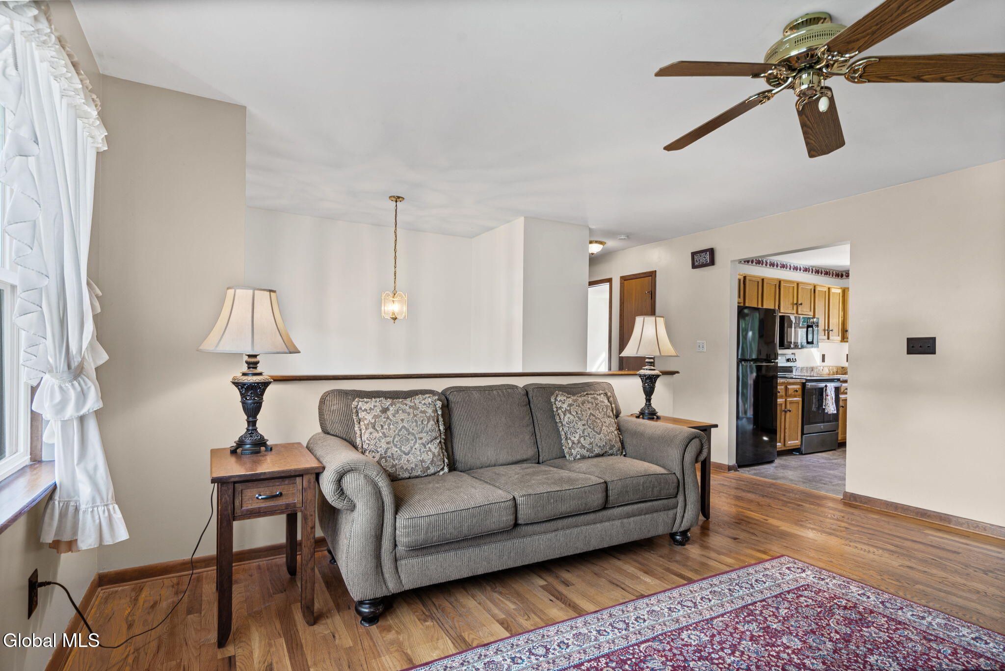 21 Wicken Square Colonie NY 12205