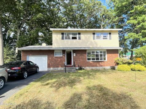 22 Farnam Place Albany NY 12205