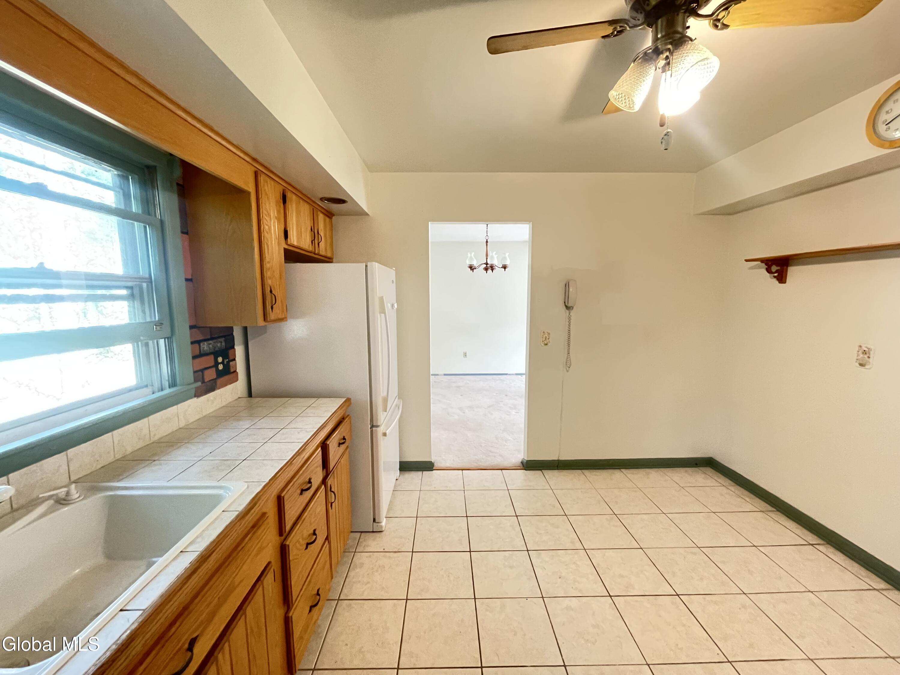 22 Farnam Place Albany NY 12205
