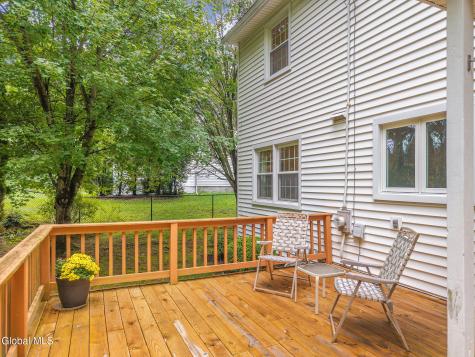 2284 Pinehaven Drive Niskayuna NY 12309