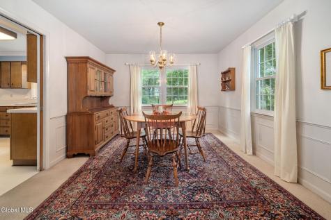 2284 Pinehaven Drive Niskayuna NY 12309