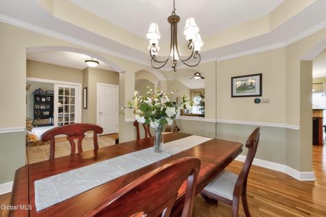 8 Addison Way Rexford NY 12148