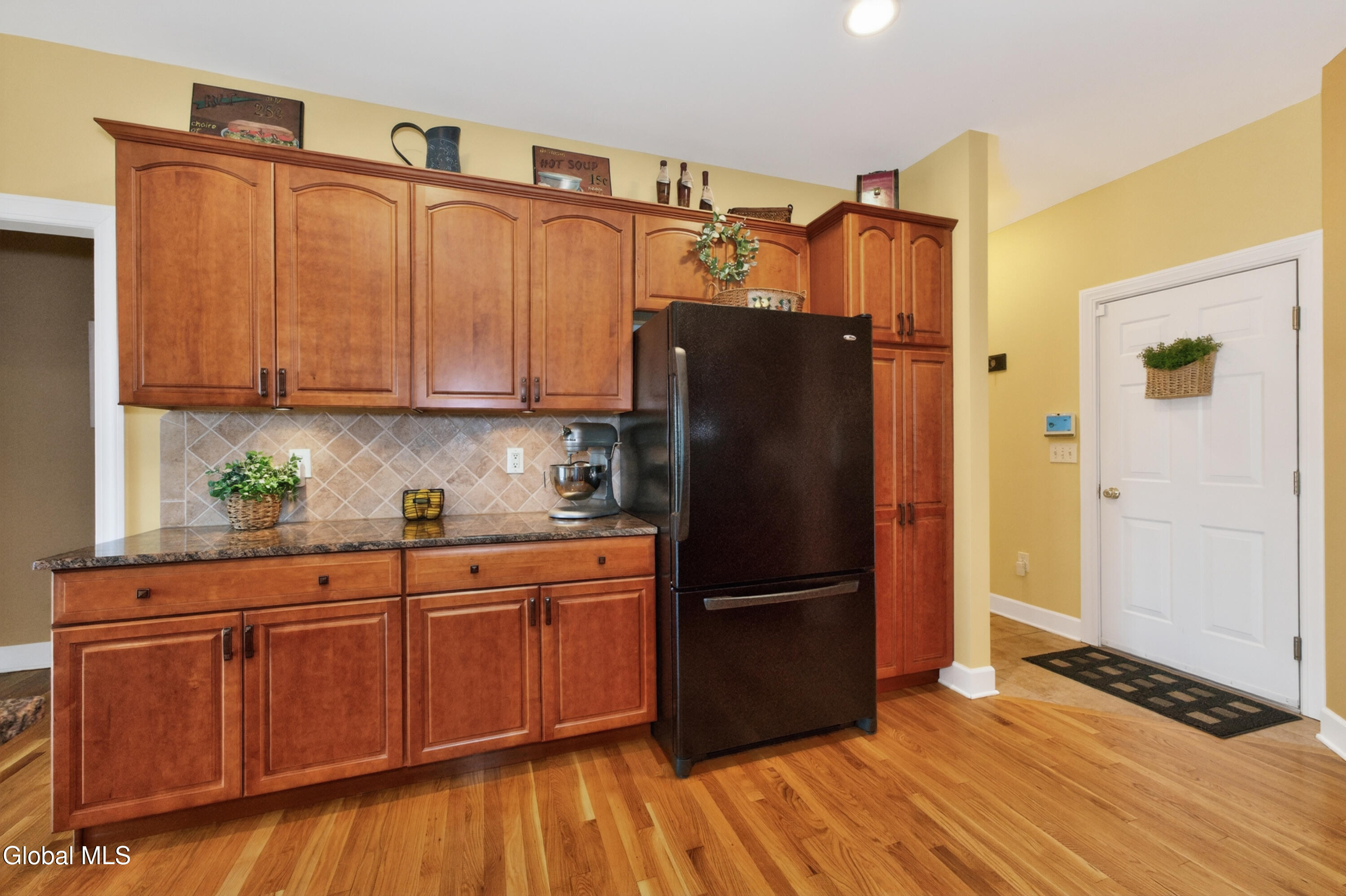 8 Addison Way Rexford NY 12148