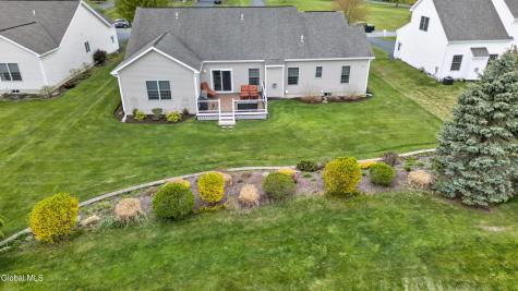 8 Addison Way Rexford NY 12148