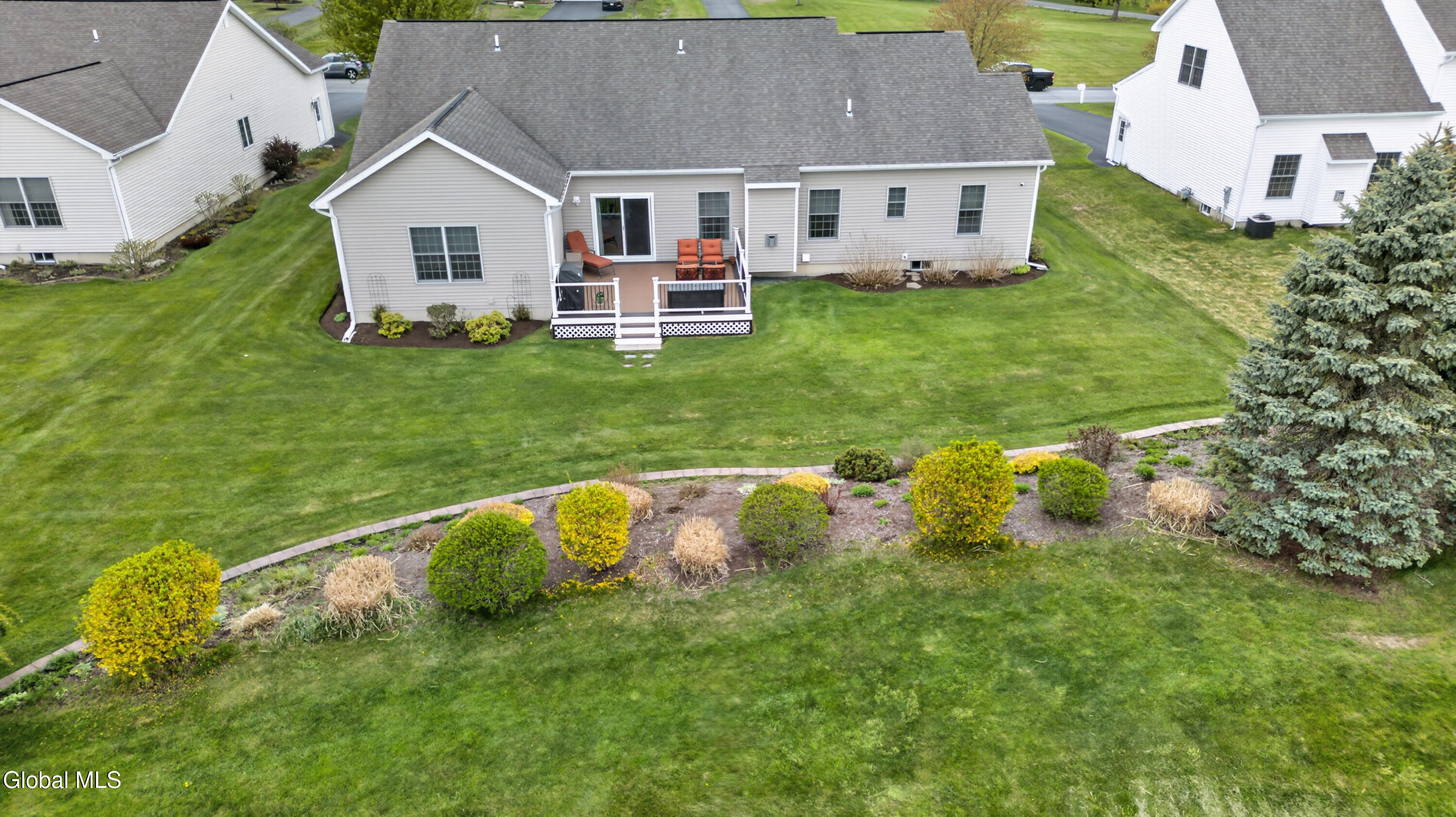 8 Addison Way Rexford NY 12148
