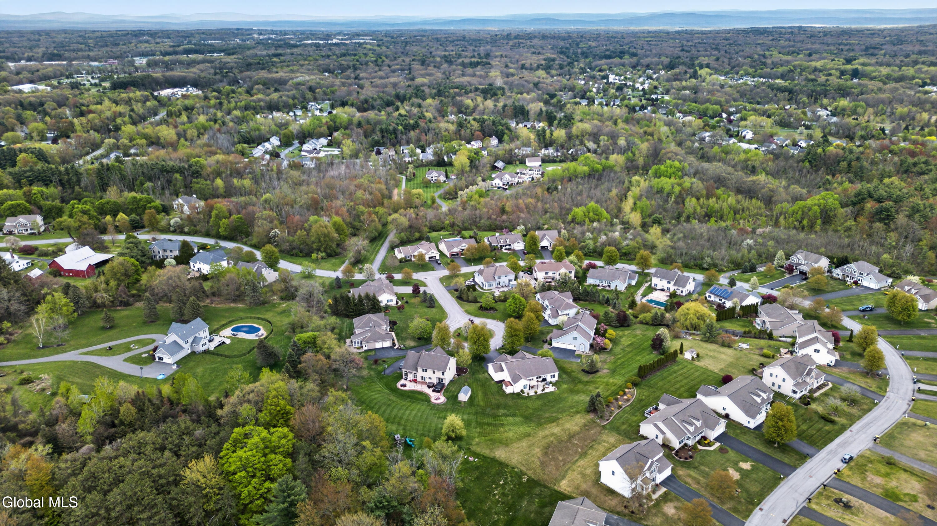 8 Addison Way Rexford NY 12148