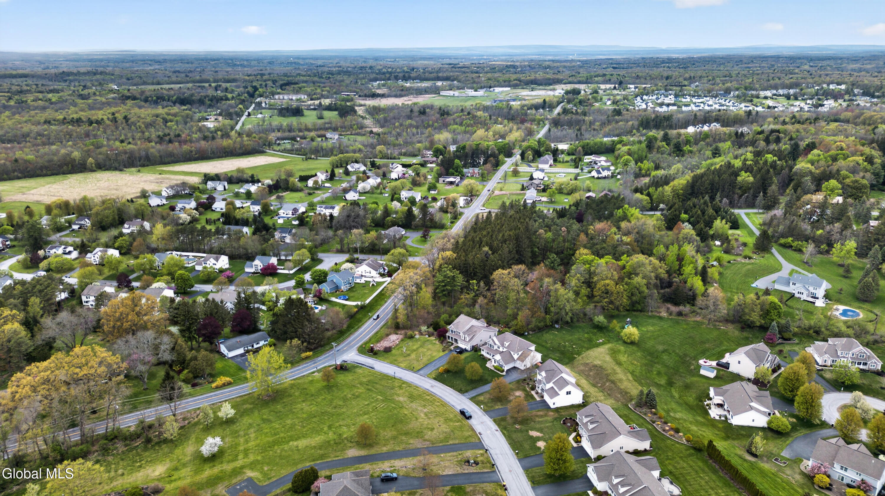 8 Addison Way Rexford NY 12148
