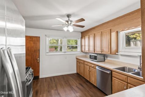 1078 Cornelius Avenue Niskayuna NY 12309