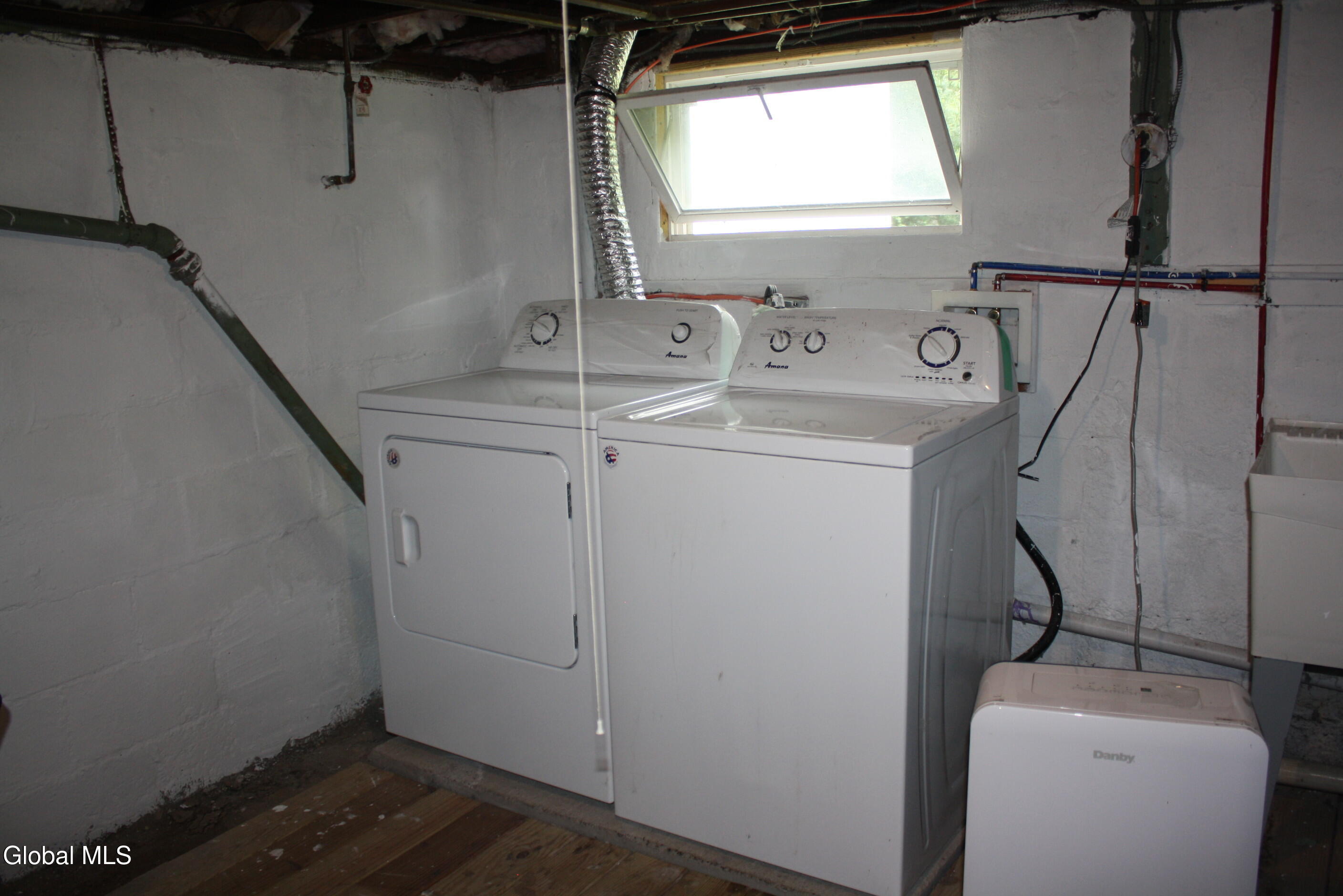 1534 Columbia Turnpike Castleton NY 12033