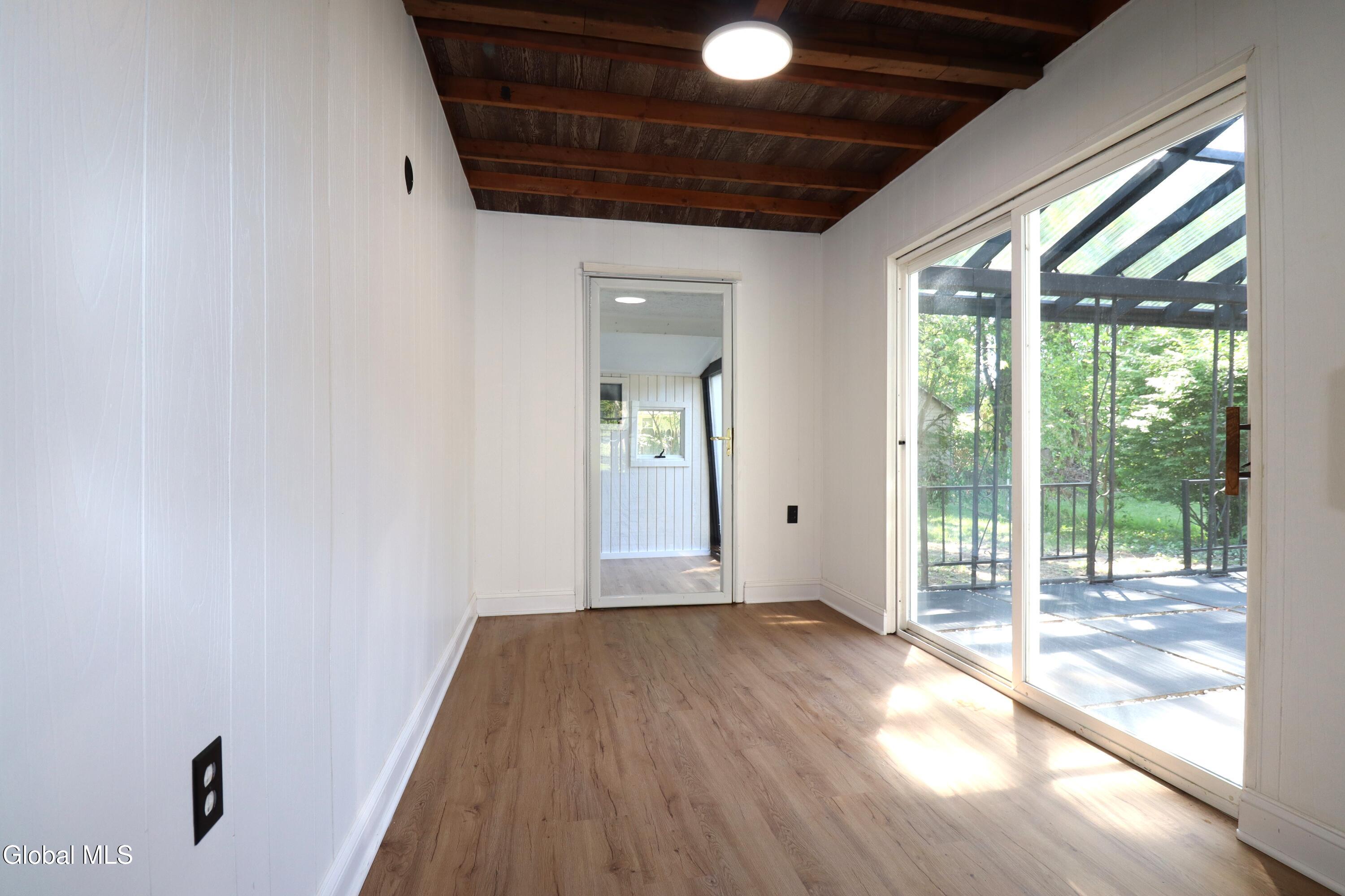 1928 Greenpoint Avenue Schenectady NY 12303
