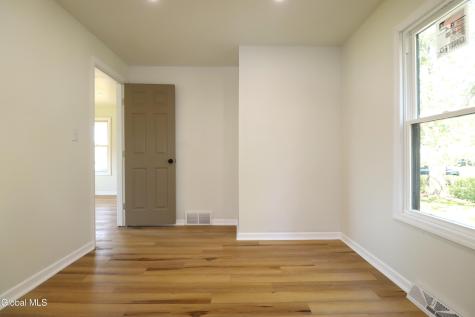 1928 Greenpoint Avenue Schenectady NY 12303