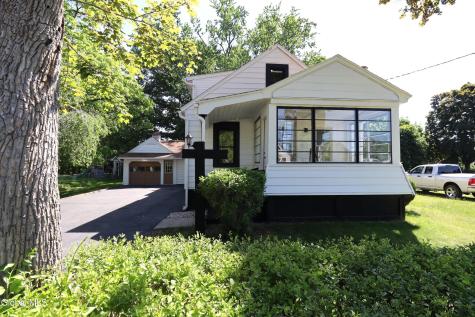 1928 Greenpoint Avenue Schenectady NY 12303
