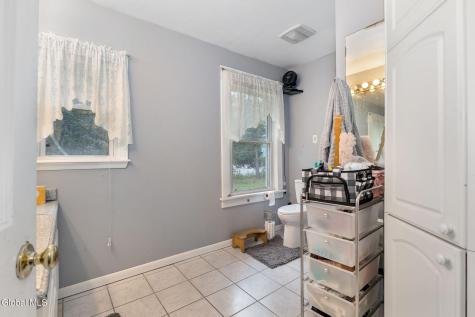 14 Stewart Point Road Nassau NY 12123