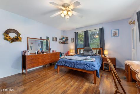 14 Stewart Point Road Nassau NY 12123