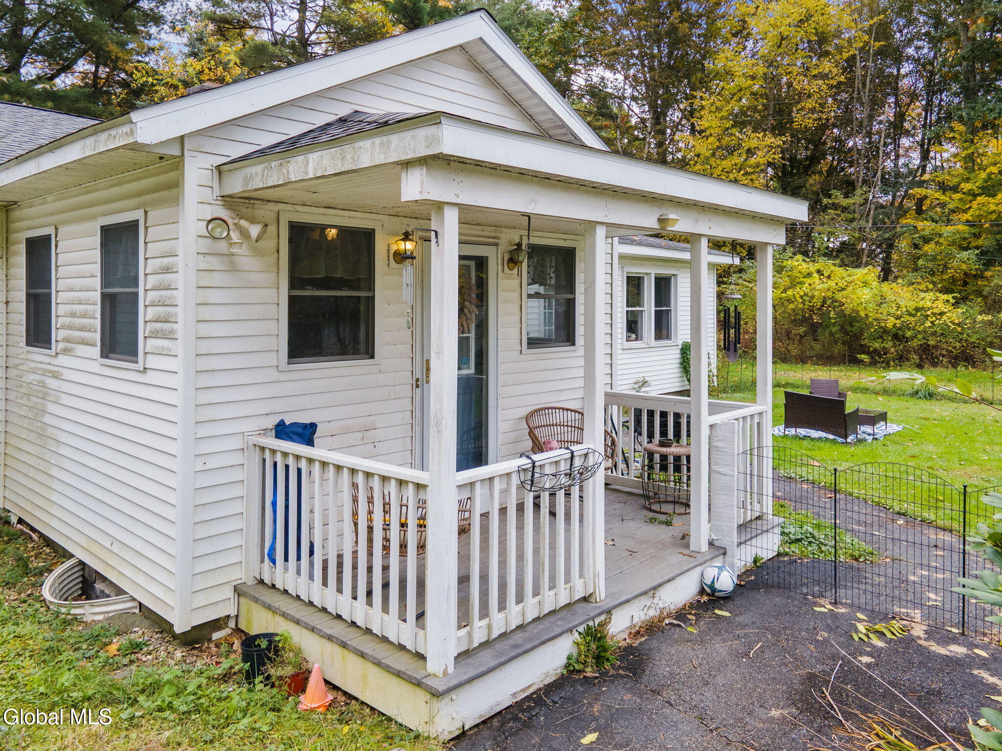14 Stewart Point Road Nassau NY 12123