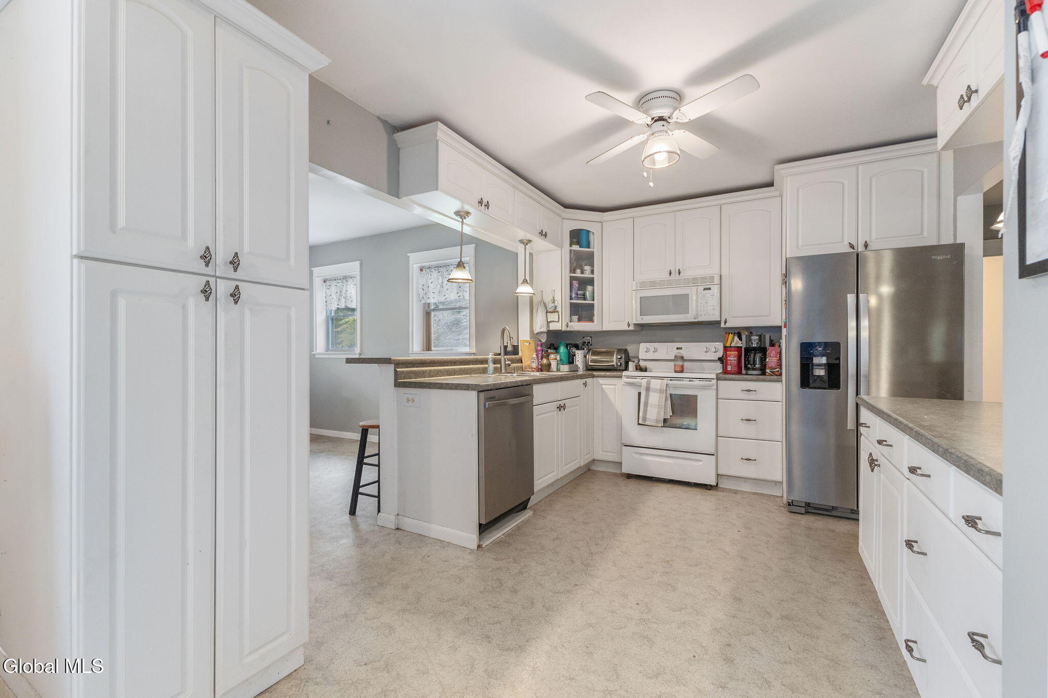 14 Stewart Point Road Nassau NY 12123