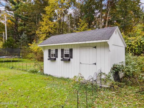 14 Stewart Point Road Nassau NY 12123