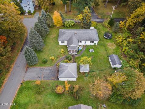 14 Stewart Point Road Nassau NY 12123