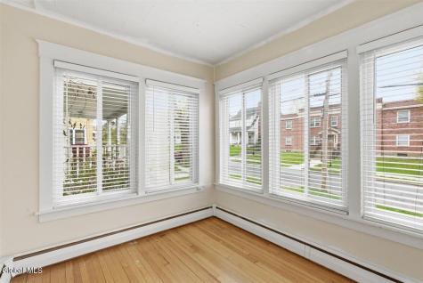 880 Mercer Street Albany NY 12208