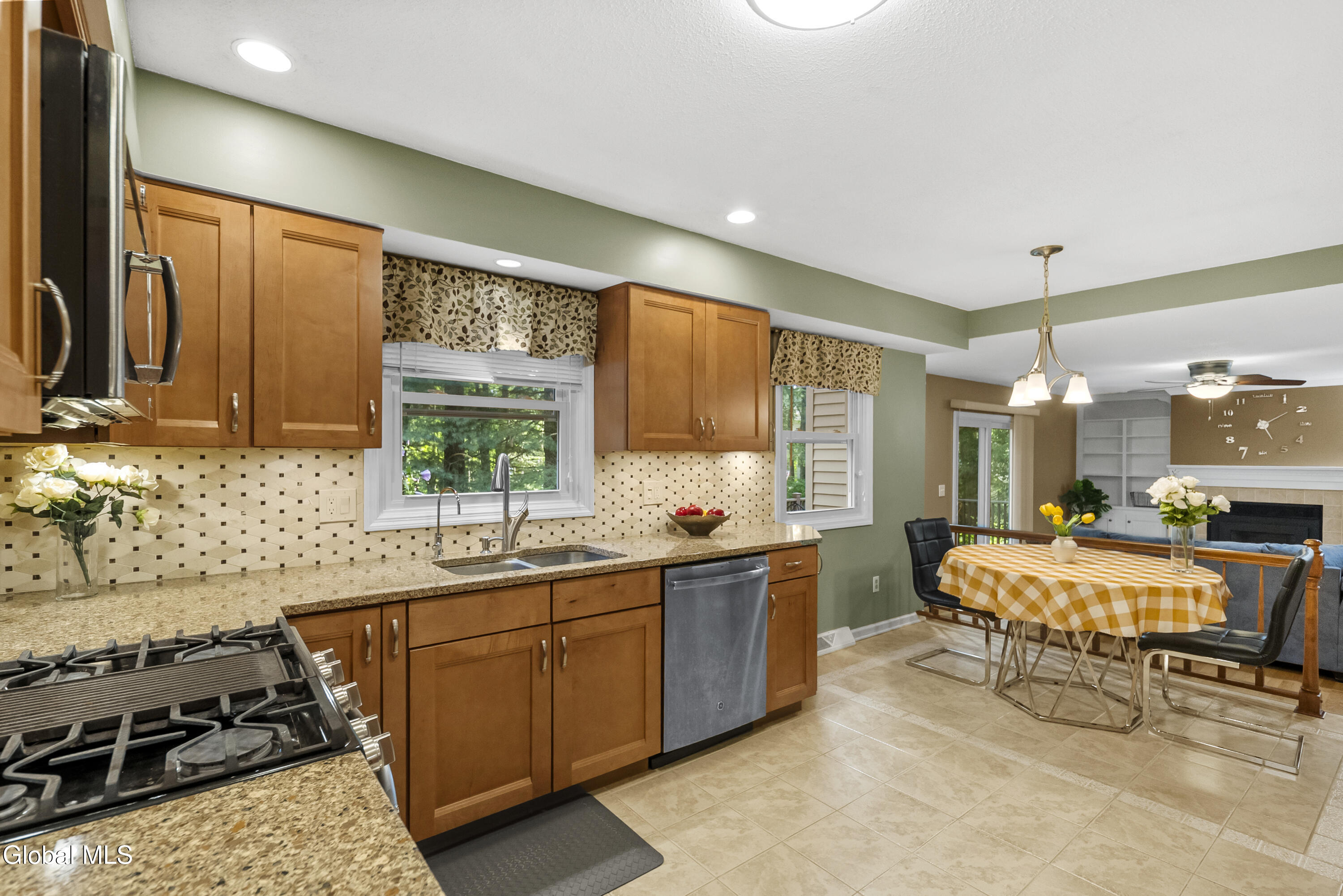 59 Esopus Drive Clifton Park NY 12065