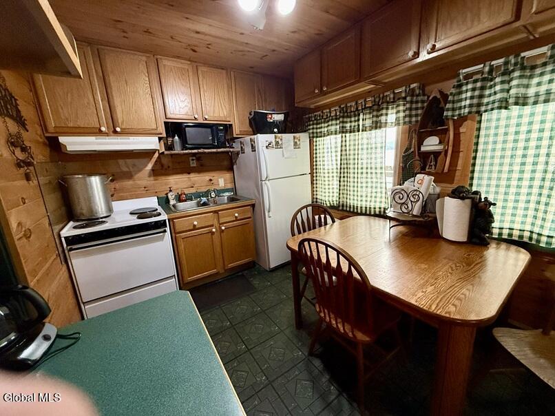 213 Adirondack Road Adirondack NY 12870