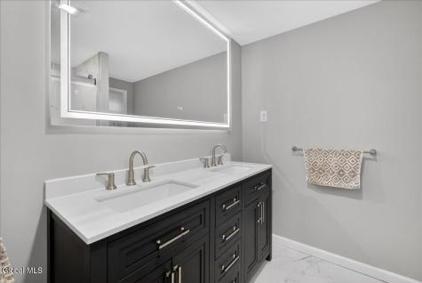 4 N Center Lane Ballston Lake NY 12019