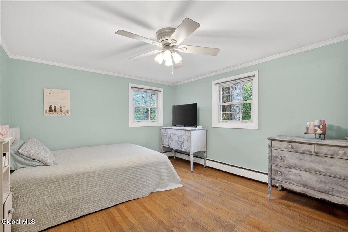 4 N Center Lane Ballston Lake NY 12019