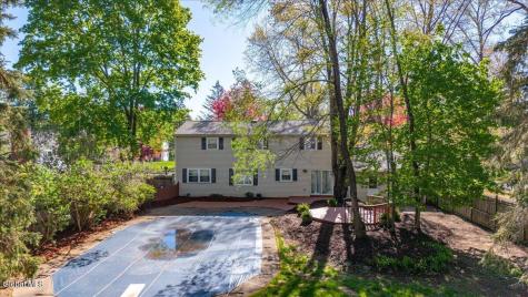 4 N Center Lane Ballston Lake NY 12019