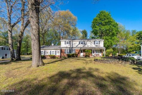 4 N Center Lane Ballston Lake NY 12019