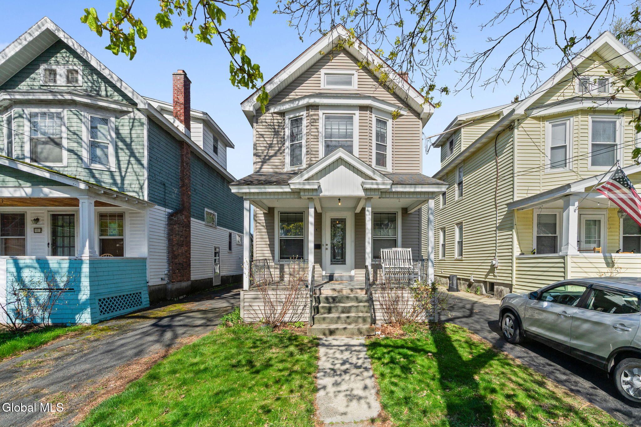 105 Grove Avenue Albany NY 12208