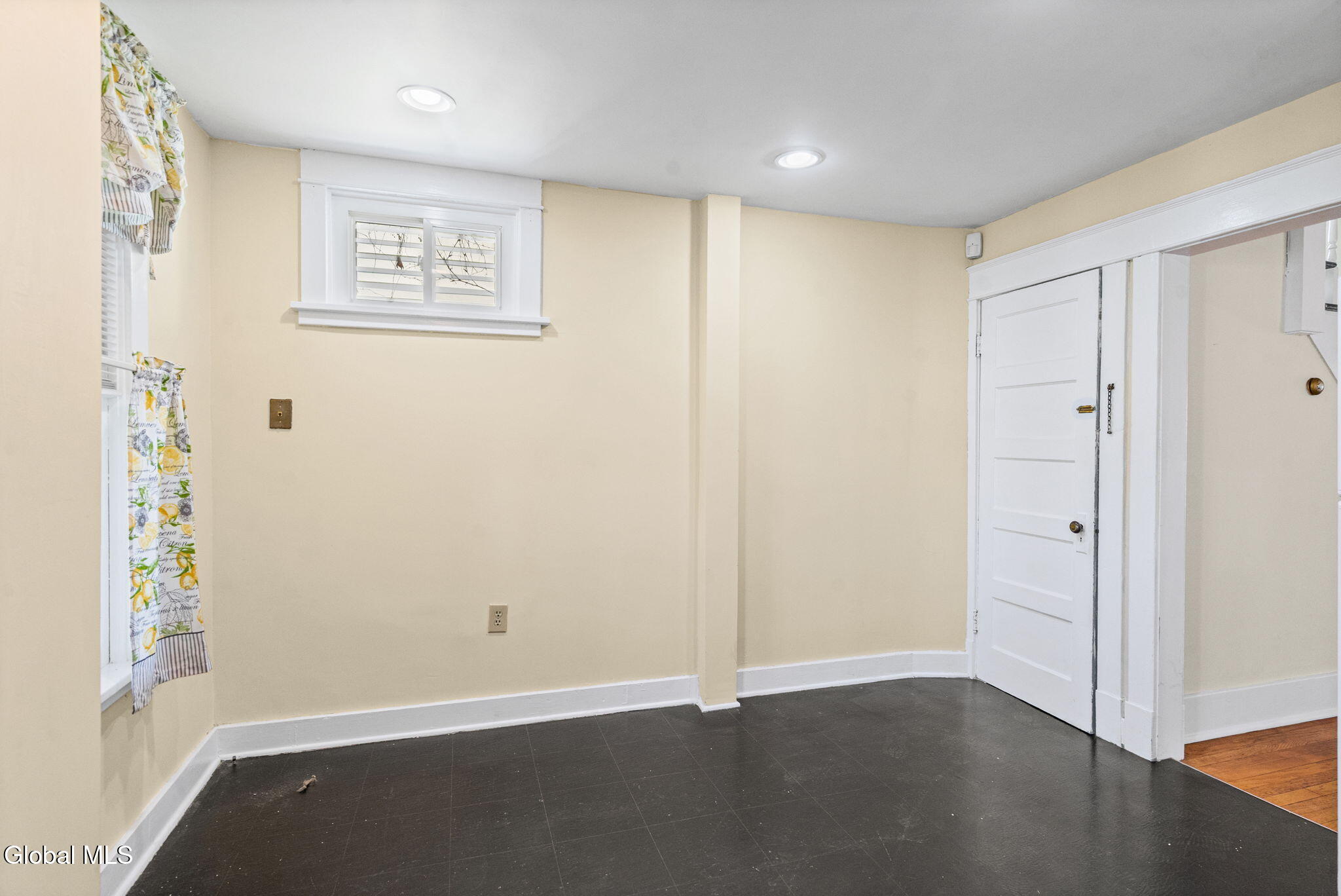 105 Grove Avenue Albany NY 12208