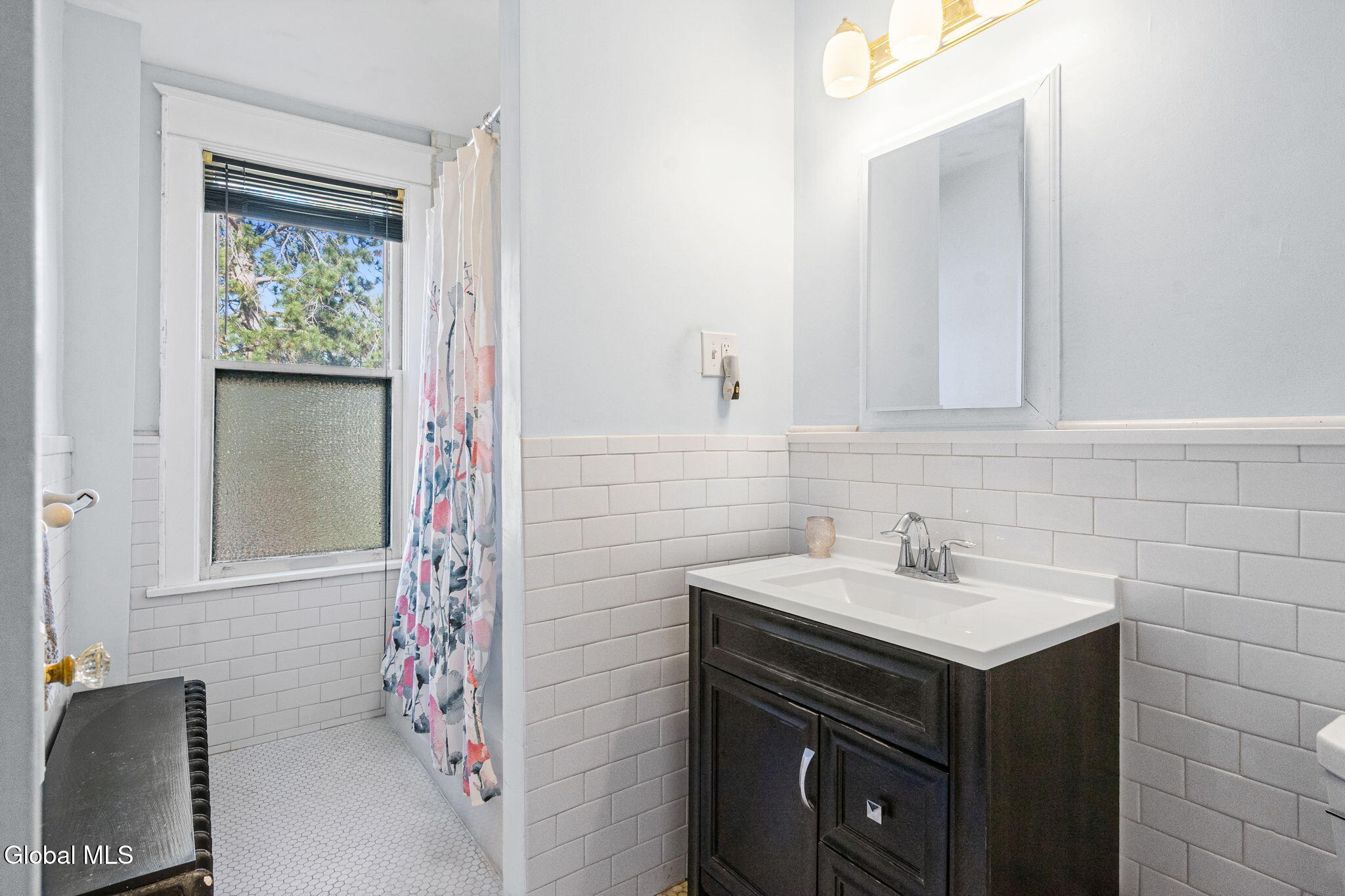 105 Grove Avenue Albany NY 12208