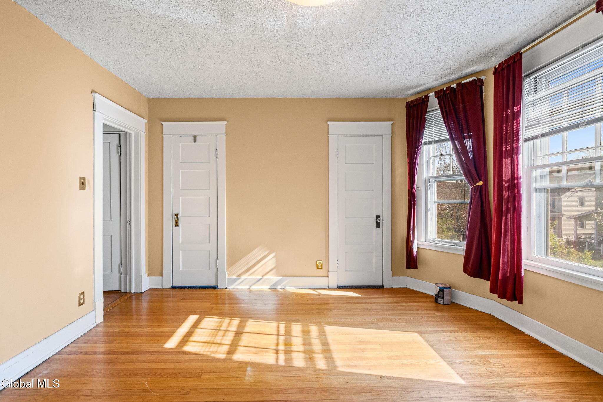 105 Grove Avenue Albany NY 12208